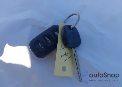 2002 Toyota Camry Le V6 from USA, damaged, VIN 4T1BF32K22U503284